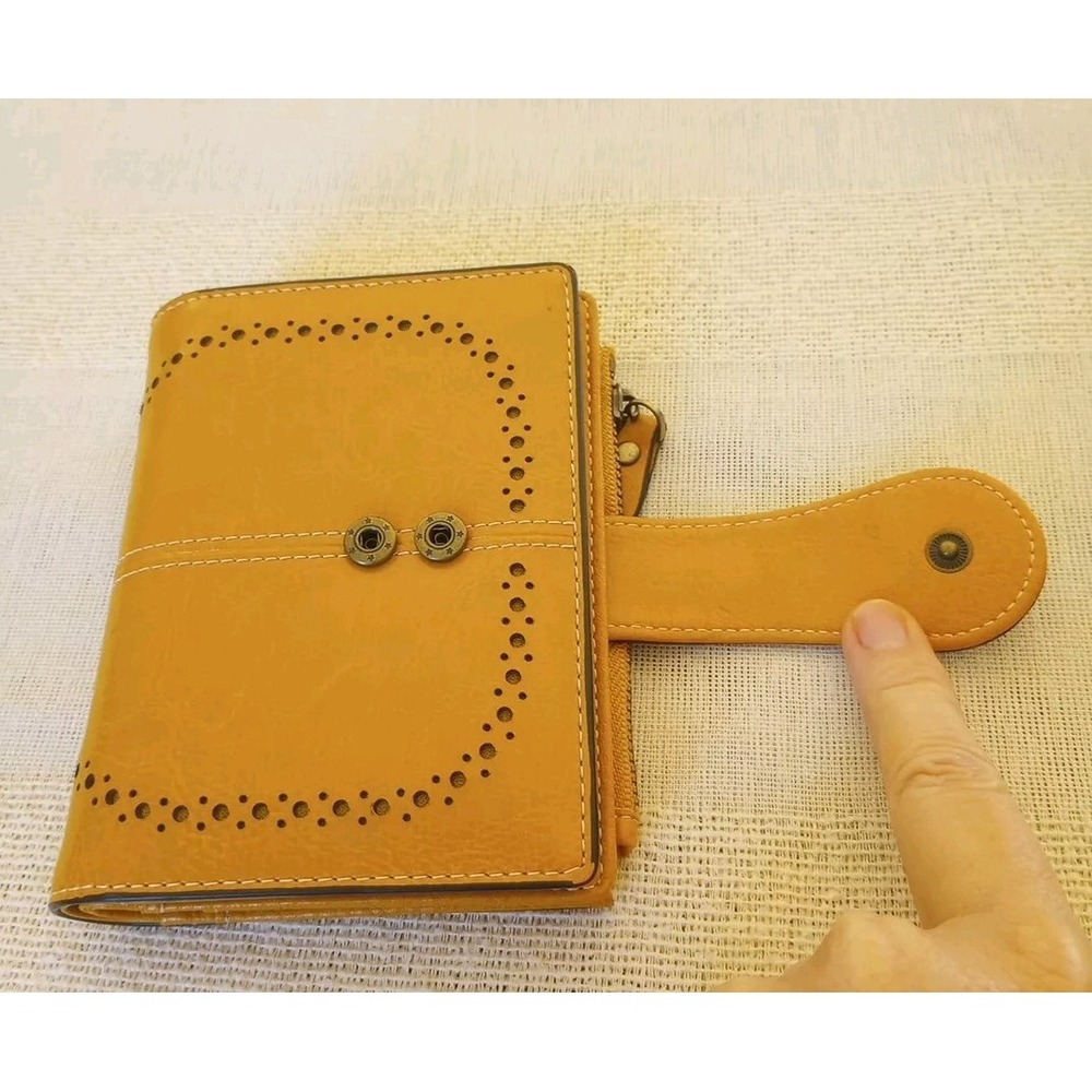 SENDEFN Yellow Sunflower Accented Bi-Fold Wallet Faux Leather 12 Slots NWOT - Picture 7 of 12